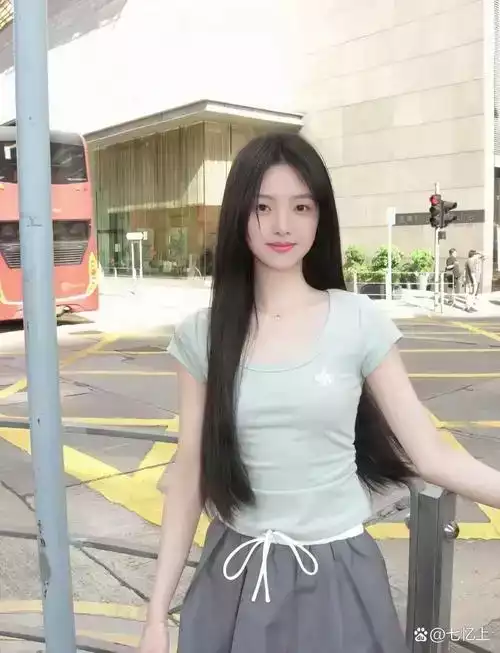 张晓彤